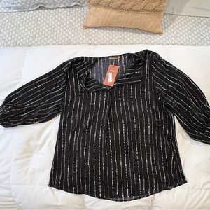 Women’s 3/4 sleeve Blouse NWT
